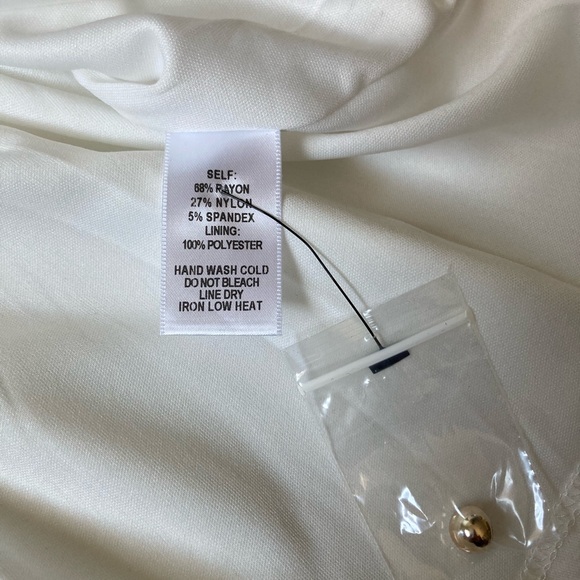 Lulus off white small dress. NWOT. Perfect for summer! - Picture 6 of 6